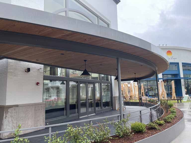 Bridgeport Village Curved Steel Storefront